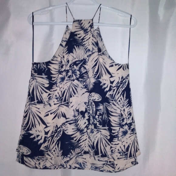 🎁 Gorgeous Paper Crane Double Layered Halter Tank Top - Picture 2 of 10